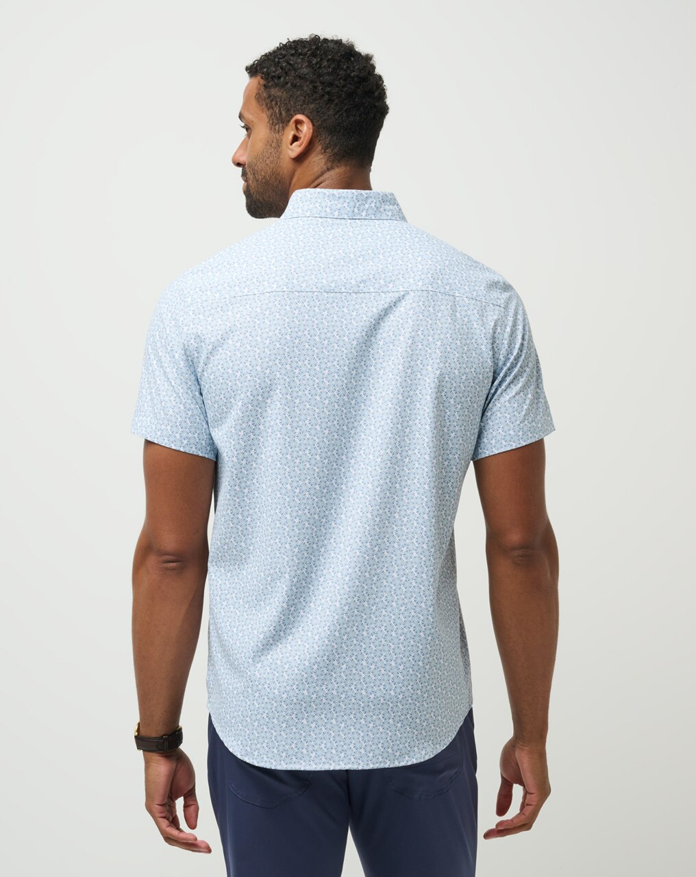 TECHWOVEN COUNTRY MILE BUTTON-UP 2