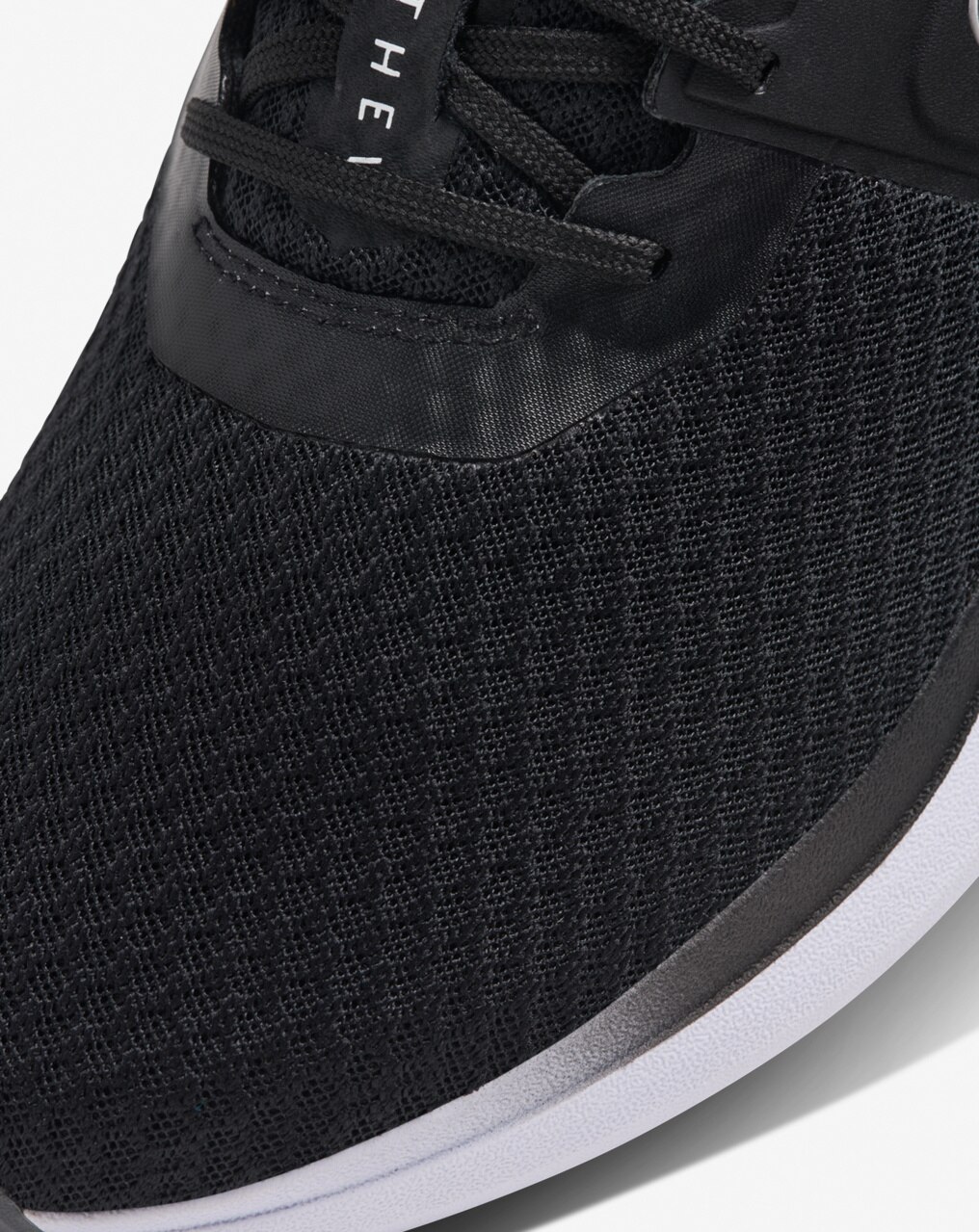 THE NUAGE PERFORMANCE SHOE 6
