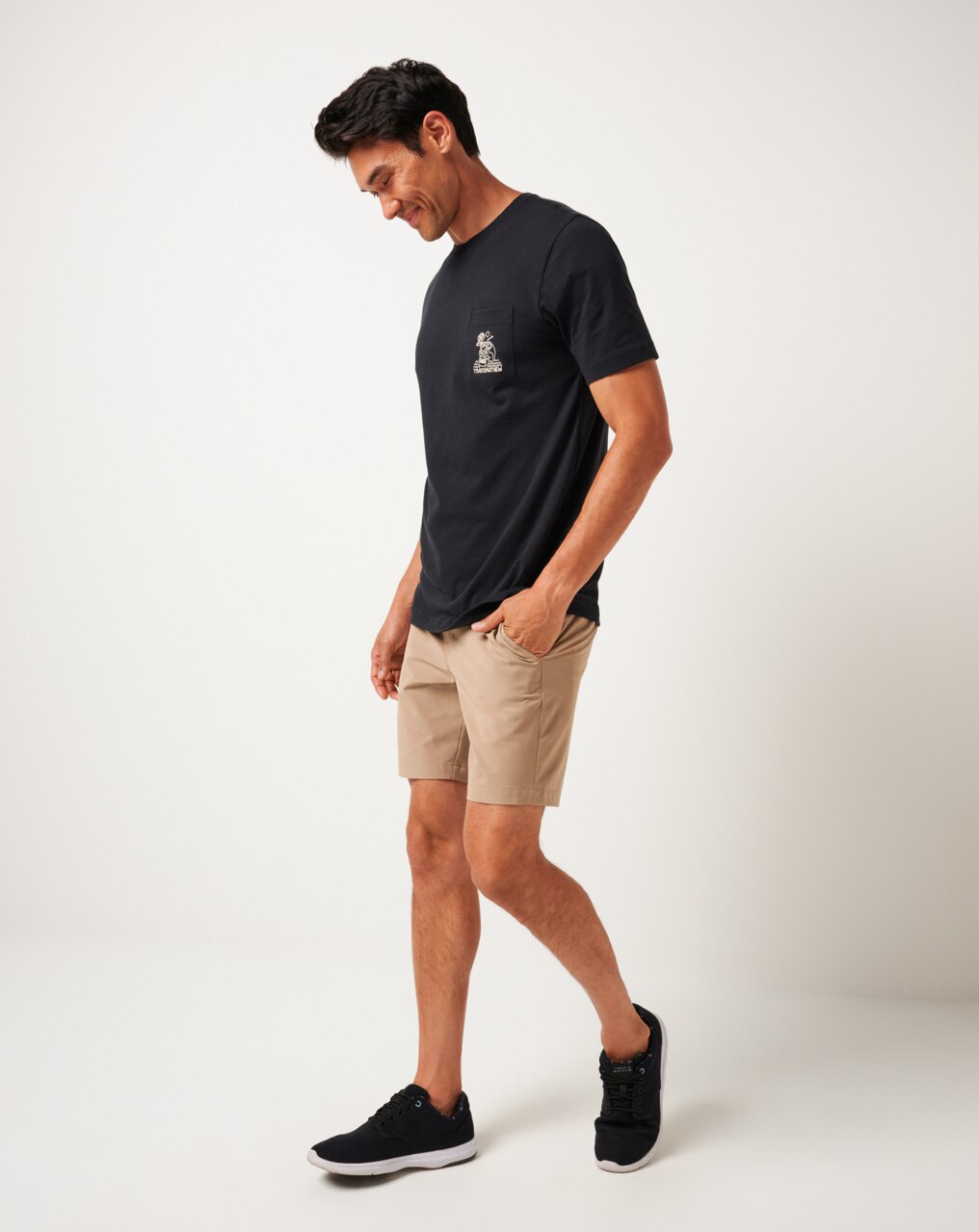 LOST CAVE POCKET SQUARE T-SHIRT 5