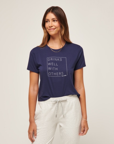 DAY AT THE RACES WOMENS GRAPHIC TEE Image Thumbnail 2